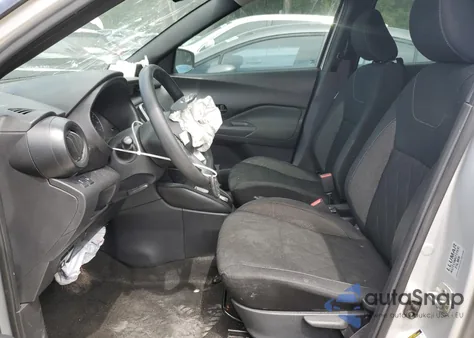 2019 Nissan Kicks S z USA, uszkodzony, nr VIN 3N1CP5CU4KL531991